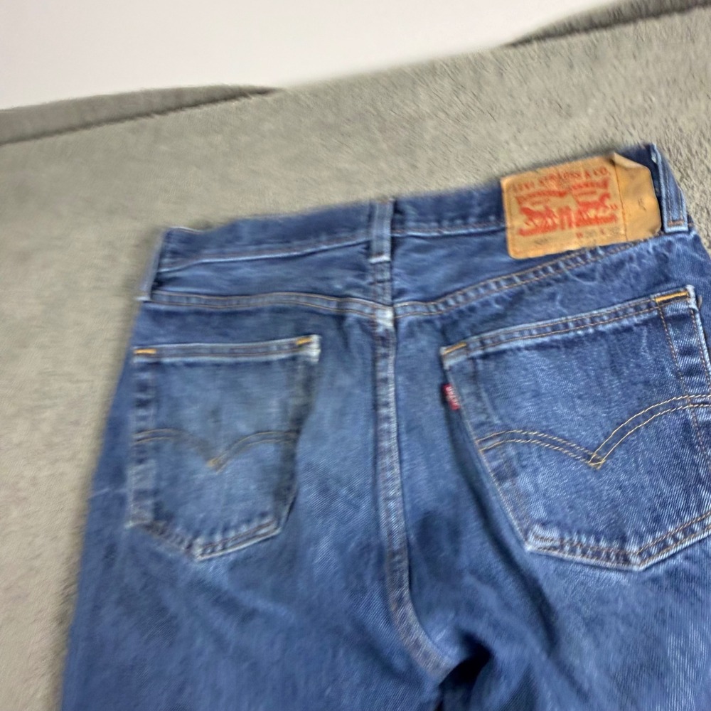 Levis 501 Original Fit Jeans Mens 30x32 Blue Denim Straight Leg Button Fly